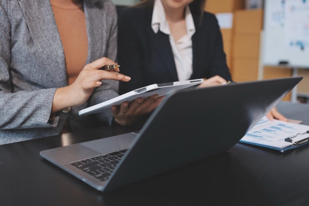 HP od lat jest uznawanym liderem w produkcji sprzętu komputerowego, jednak rynek ciągle ewoluuje, a konkurencja nie śpi