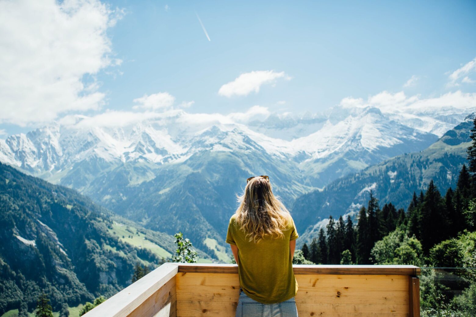 Bezpieczeństwo na szlaku: Jak bezpiecznie eksplorować górskie tereny?